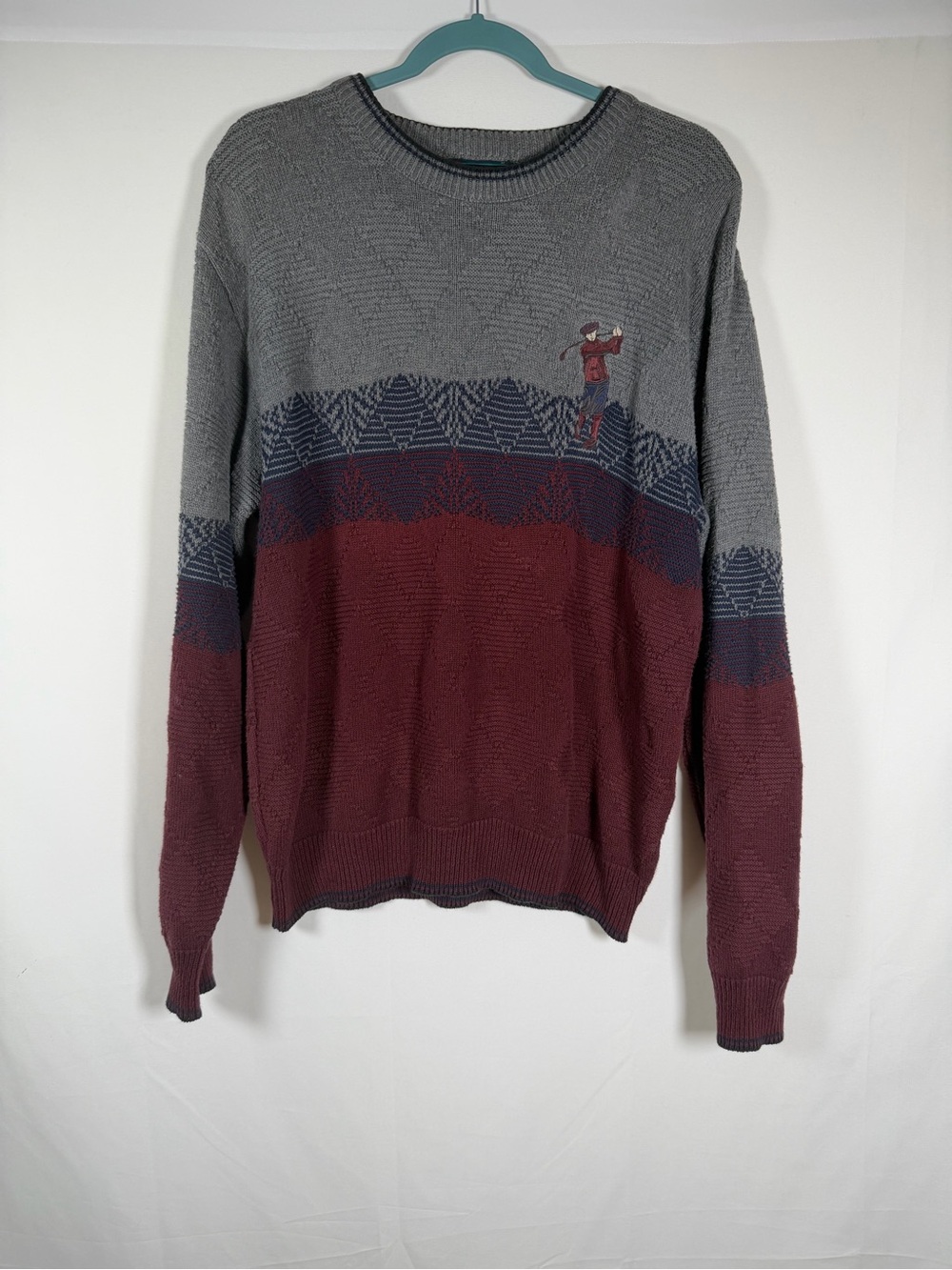 Vintage Men's Colorblock Crewneck Sweater - Embroidered Golfer, Preppy